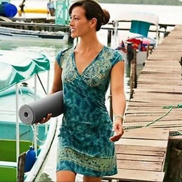 Athleta Dresses & Skirts - Athleta tattoo surplus faux wrap tie dye dress